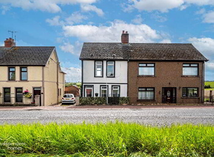 3 Bedroom Semi-Detached House For Sale In Belfast Road, Larne, BT40