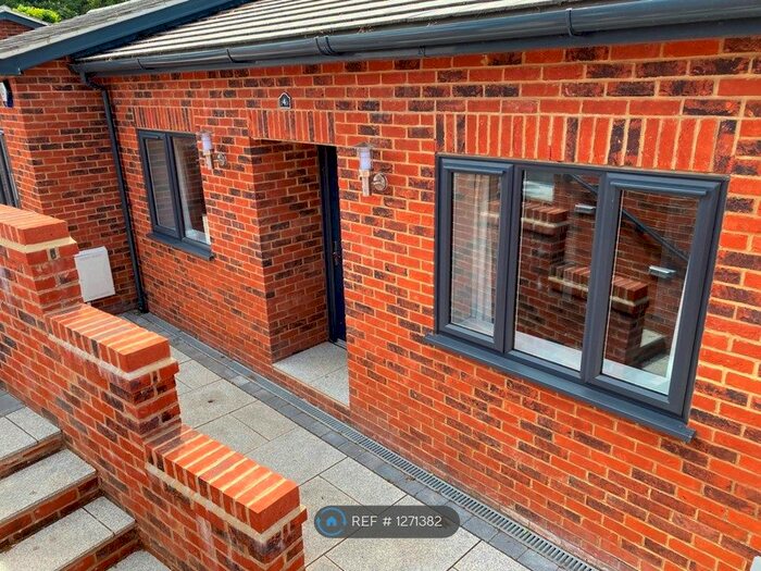 2 Bedroom Bungalow To Rent In Sherlodge Mews, Gillingham ME8