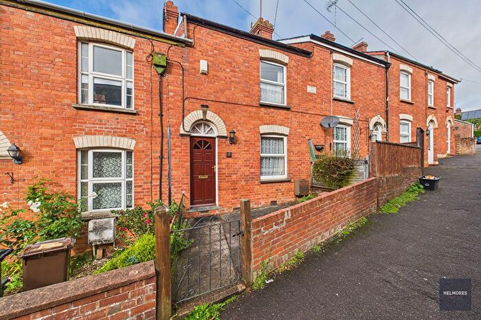2 Bedroom Terraced House For Sale In High Street, Crediton, EX17