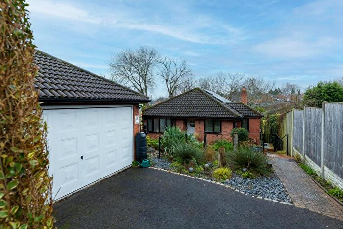 2 Bedroom Detached Bungalow For Sale In High Street, Wollaston, Stourbridge, DY8
