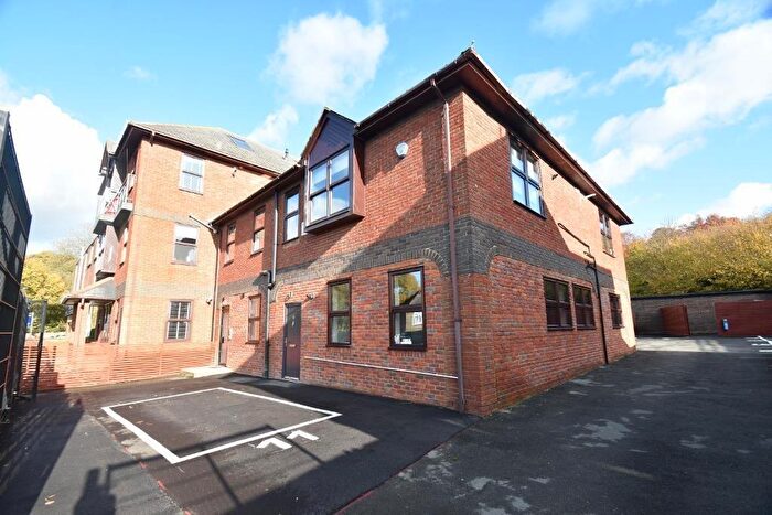 2 Bedroom Apartment To Rent In Nashleigh Court, Severalls Avenue, Chesham, Buckinghamshire, HP5