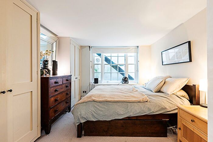 1 Bedroom Flat To Rent In Carmel Court, Holland Street, London, W8