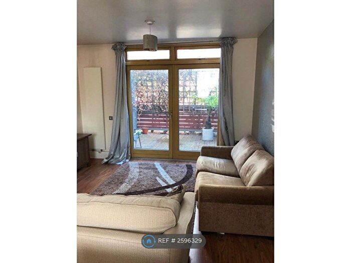 1 Bedroom Flat To Rent In Schoolbank Road, London, SE10