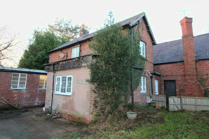 2 Bedroom Semi-Detached House For Sale In Church Lane, Backford, Chester, CH2