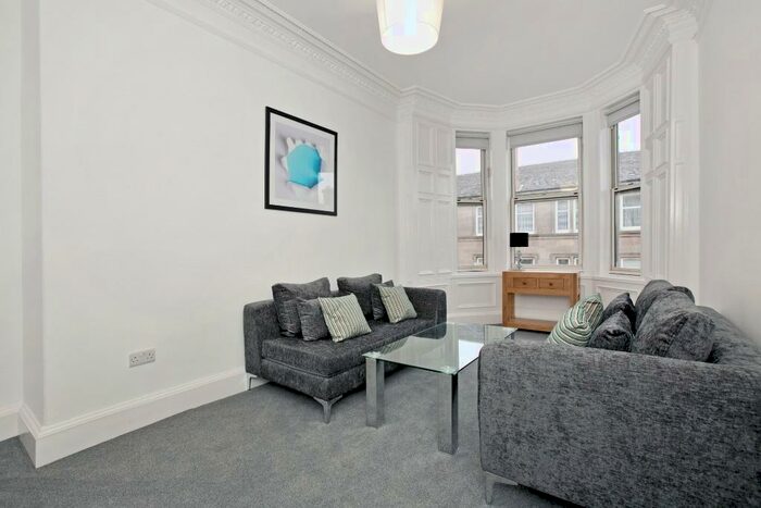 2 Bedroom Flat To Rent In Morningside Road, Morningside, Edinburgh, EH10