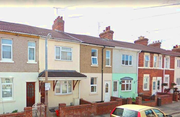 3 Bedroom Terraced House To Rent In Fully Furnished Bedroom Property To Rent, Albion Street, Town Centre, SN1