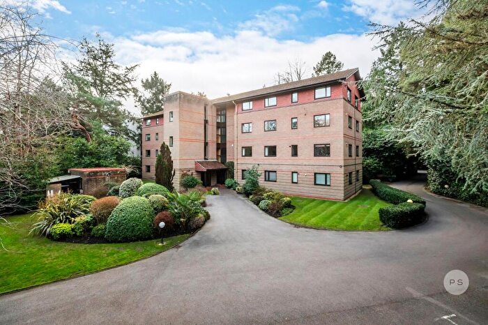 3 Bedroom Flat For Sale In Balcombe Road, Branksome Park, Poole, BH13