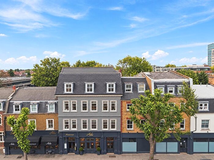 1 Bedroom Flat For Sale In Silver Street, Enfield, EN1