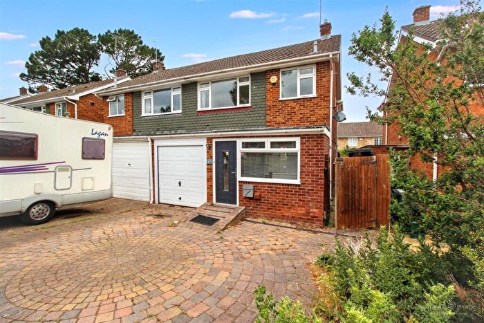 3 Bedroom Semi Detached House For Sale In Cecil Aldin Drive, Tilehurst, Reading, RG31