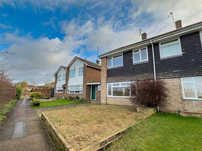 3 Bedroom Semi-Detached House To Rent In Farmers Close, Witney, Oxfordshire, OX28