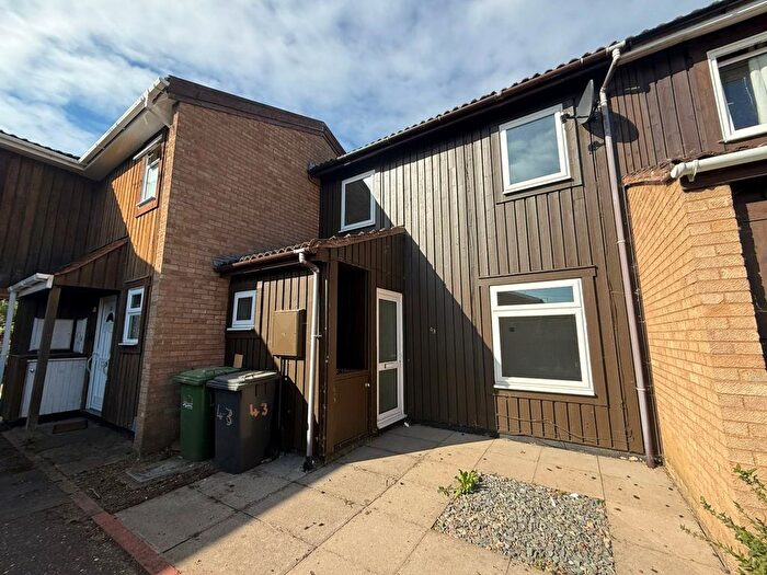 Property To Rent In Hinchcliffe, Orton Goldhay, PE2