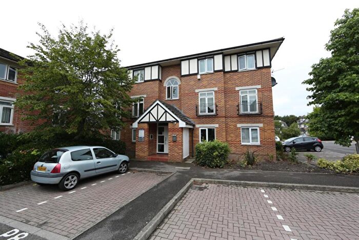 1 Bedroom Apartment To Rent In Pearl Court, Heton Gardens, Hendon, NW4