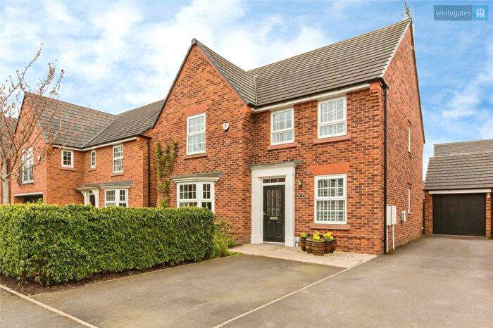 4 Bedroom Detached House For Sale In Winterberry Way, Stapeley, Nantwich, Cheshire, CW5