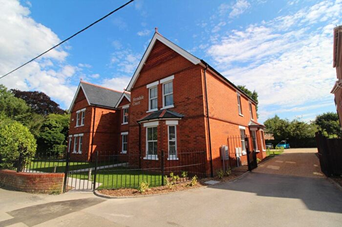 3 Bedroom Apartment To Rent In Ferndale Court, West End Road, Reading, RG7