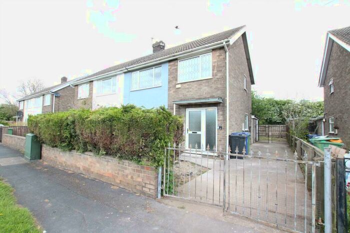 3 Bedroom Semi-Detached House To Rent In Talbot Road, Immingham, DN40