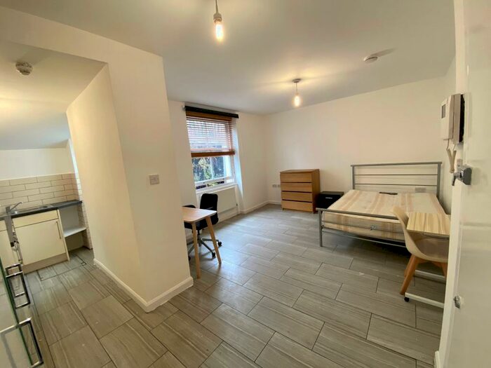 Studio To Rent In Royal College Street, LLNDON, NW1