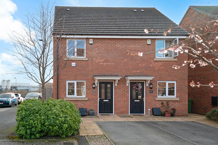 2 Bedroom Semi Detached House For Sale In Hardwicke Close, York, YO26