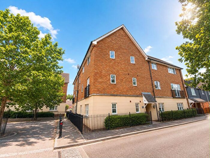 1 Bedroom Apartment To Rent In Caspian Way, Purfleet-On-Thames, RM19