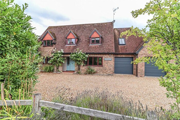 5 Bedroom Detached House For Sale In Little Ann Road, Little Ann, Andover, Hampshire, SP11