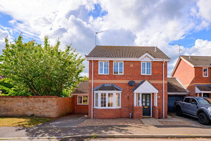 3 Bedroom Detached House For Sale In Mercia Drive In Ancaster, Grantham, NG32