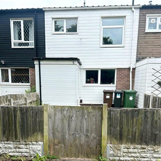3 Bedroom Terraced House To Rent In Riley Drive, Birmingham, B36