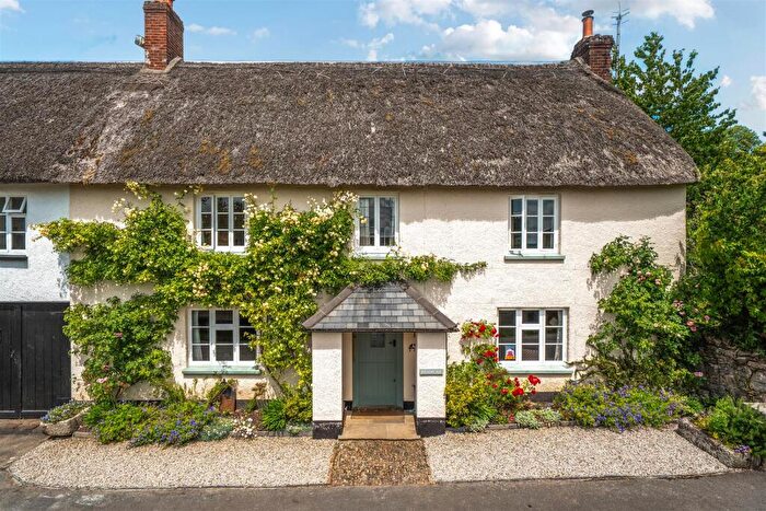 4 Bedroom Semi-Detached House For Sale In Dunsford, Exeter, EX6