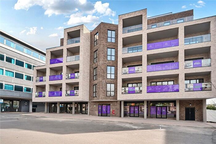 1 Bedroom Flat To Rent In Firgrove Road, Farnborough, Hampshire, GU14