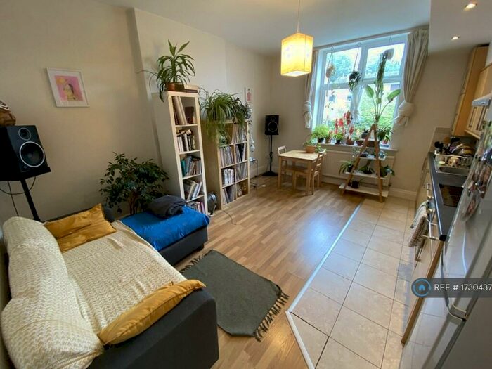 1 Bedroom Flat To Rent In Otley Road, Leeds, LS16