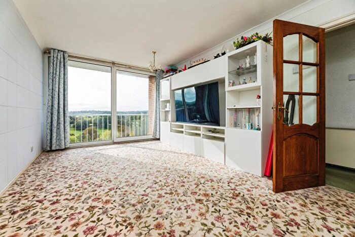 1 Bedroom Flat For Sale In Beechwood Lodge, Rotherham, South Yorkshire, S65