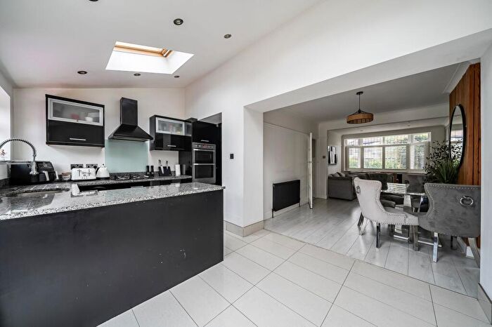 3 Bedroom Terraced House For Sale In Amery Gardens, Romford, RM2