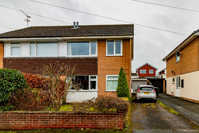 3 Bedroom Semi-Detached House To Rent In Oakmere Close, Sandbach, CW11