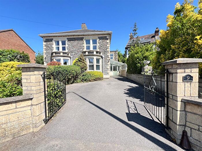 3 Bedroom Semi-Detached House To Rent In Stonehill, Hanham, Bristol, BS15