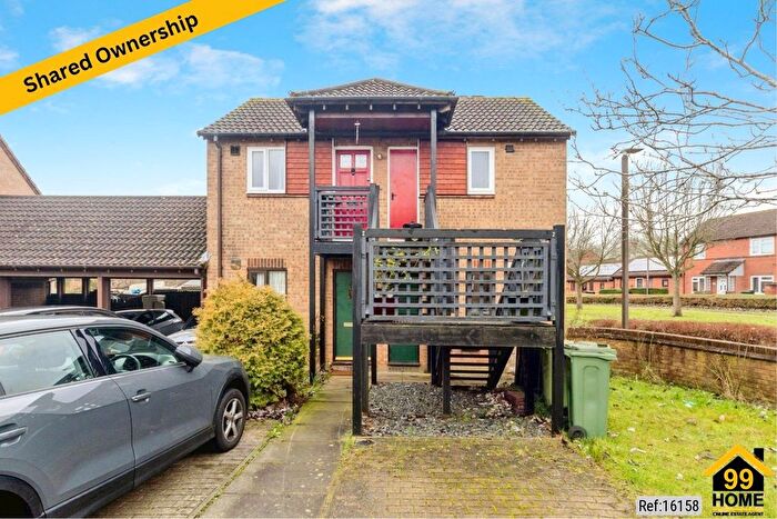 1 Bedroom Maisonette For Sale In Buzzacott Lane, Milton Keynes, MK4