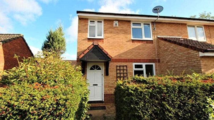 3 Bedroom Property For Sale In Heather Gardens, Bedford, MK41