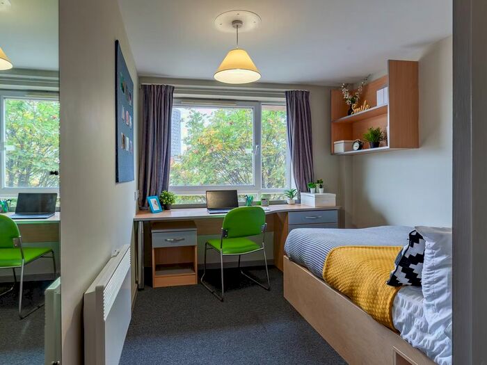 1 Bedroom Studio To Rent In Lineker Road, Leicester, LE2