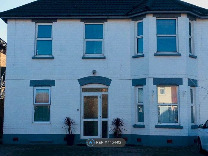 3 Bedroom Maisonette To Rent In Southbourne, Bournemouth, BH5