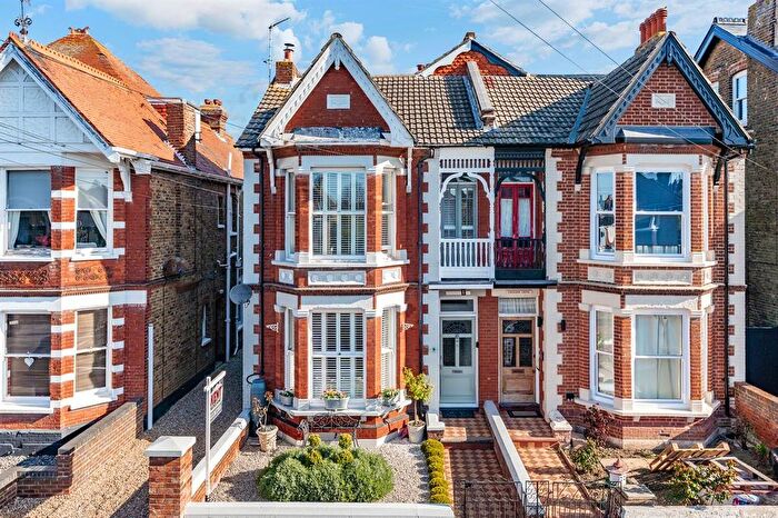 4 Bedroom Semi Detached House For Sale In Cecil Park, Herne Bay, CT6