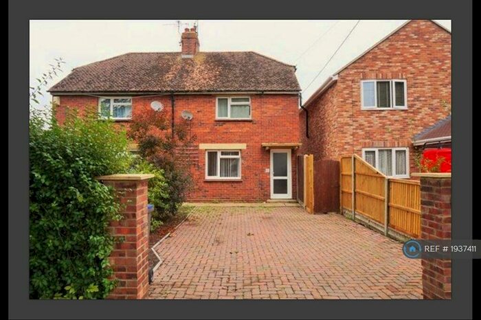 2 Bedroom Semi-Detached House To Rent In Chestnut Avenue, Canterbury, CT2