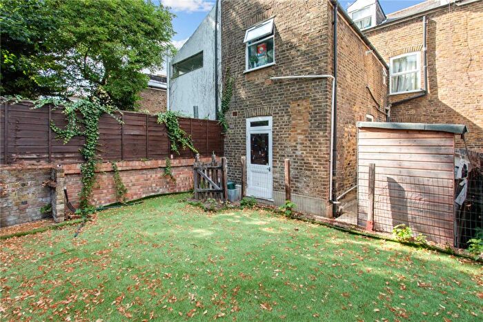 1 Bedroom Flat For Sale In Daleview Road, London, N15