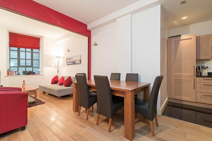 2 Bedroom Flat To Rent In Shelton Street, Covent Garden, WC2H