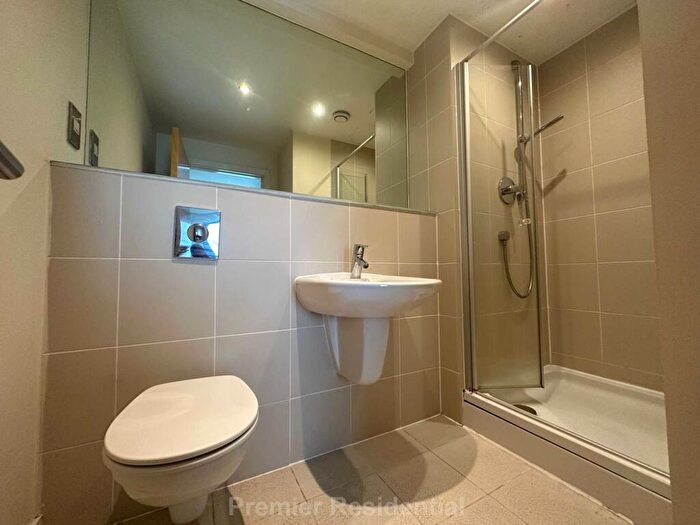 2 Bedroom Apartment To Rent In City Road East, Manchester, M15