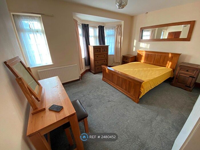 2 Bedroom Terraced House To Rent In Havelock Road, Harrow, HA3