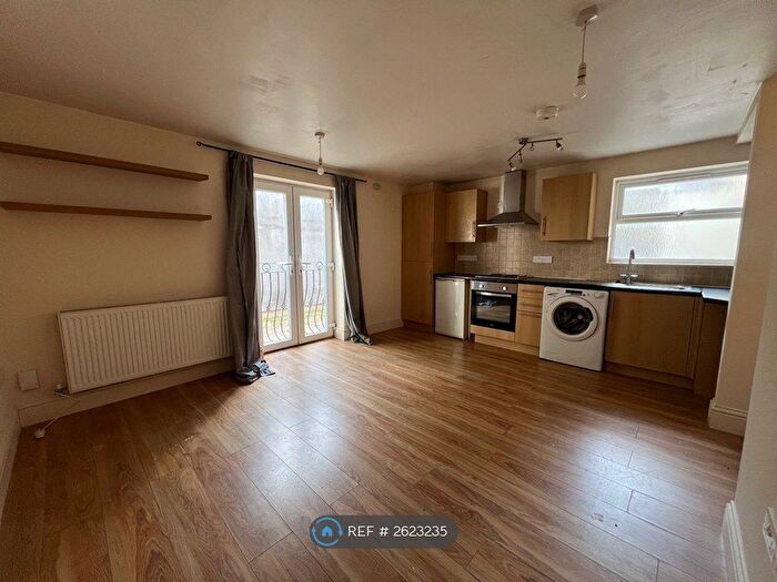 1 Bedroom Maisonette To Rent In Knowle Road, Bristol, BS4