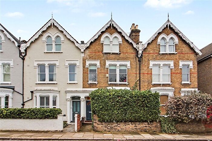 2 Bedroom Flat To Rent In Scarborough Road, London, N4