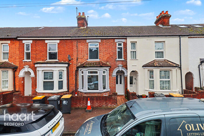3 Bedroom Terraced House To Rent In Stafford Road, Bedford, MK42