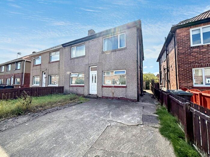 2 Bedroom Flat For Sale In Sydney Grove, Wallsend, Tyne And Wear, NE28