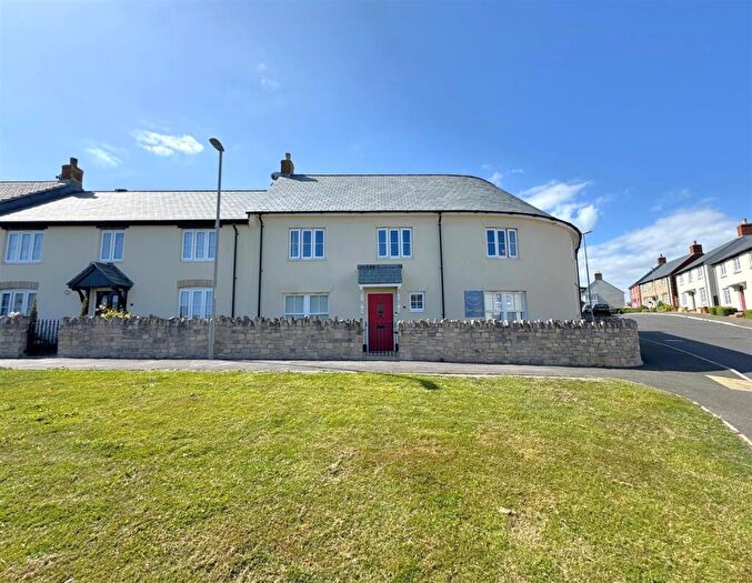 3 Bedroom Terraced House For Sale In Oldridge Road, Chickerell, DT3