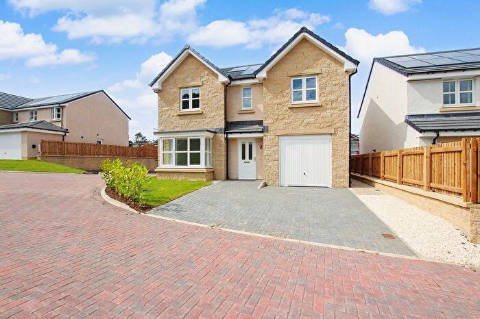 4 Bedroom Detached House For Sale In Oakbank Road, East Calder, EH53