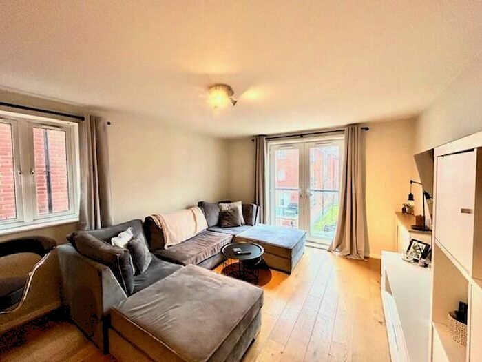 1 Bedroom Flat To Rent In Saddlery Way, Chester, CH1