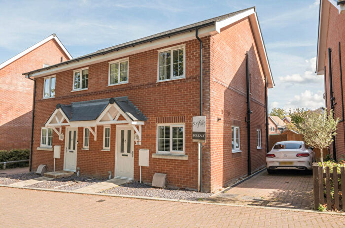 3 Bedroom Semi-Detached House For Sale In Farm Road, Horton Heath, Eastleigh, Hampshire, SO50